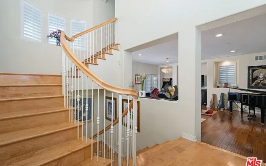 Spacious Playa Vista Gem